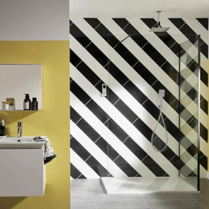 Merlyn 10 Series Shower Wall Including Wall Profile & Stabilising Bar 300mm - S10SW300H 3 Merlyn 10 Series Shower Wall Including Wall Profile & Stabilising Bar 300mm - S10SW300H - Image 3